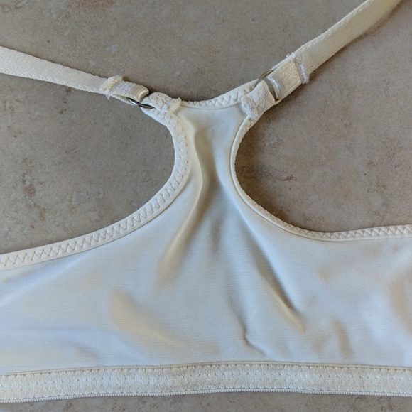 Victoria's Secret 36C Ivory Silky Bra, barely worn - Picture 3 of 6